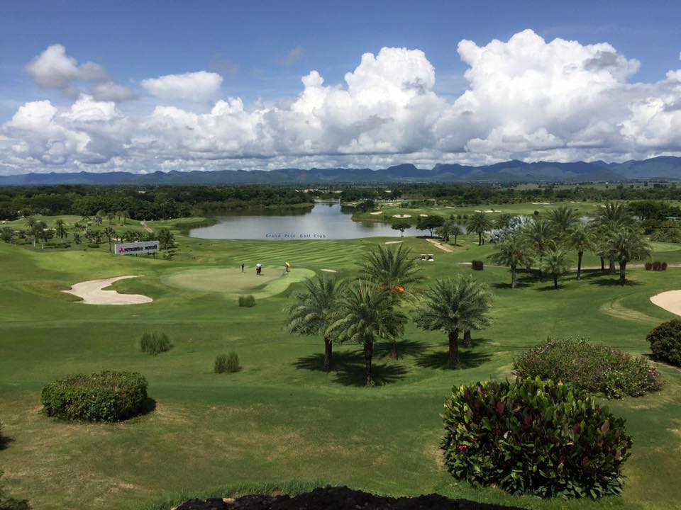  Sri Trang Golf Course (สนามกอล์ฟศรีตรัง) 