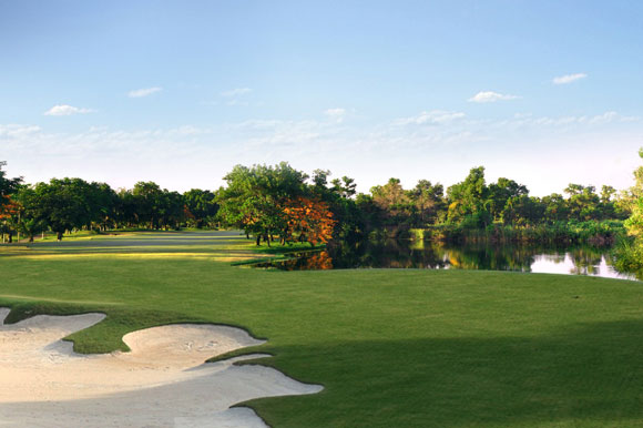 Dynasty Golf & Country Club (ไดนาสตี้ กอล์ฟ แอนด์ คันทรี คลับ) 