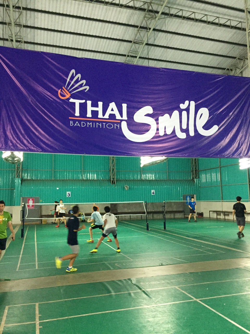 สนามแบดมินตัน - Fyc badminton court 